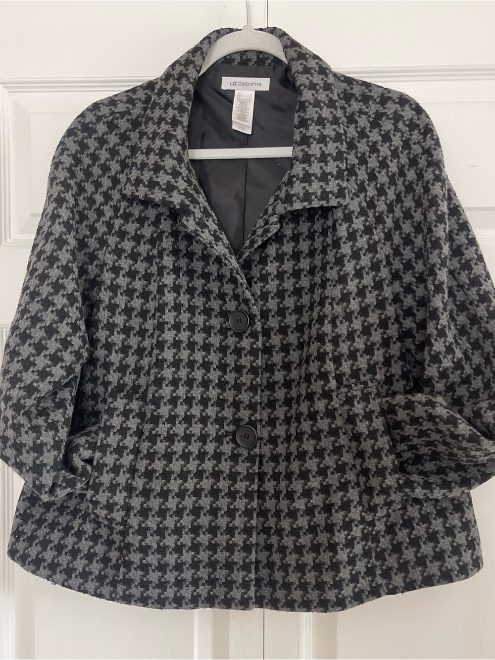 Liz Claiborne Black and Gray Houndstooth Short Peacoat